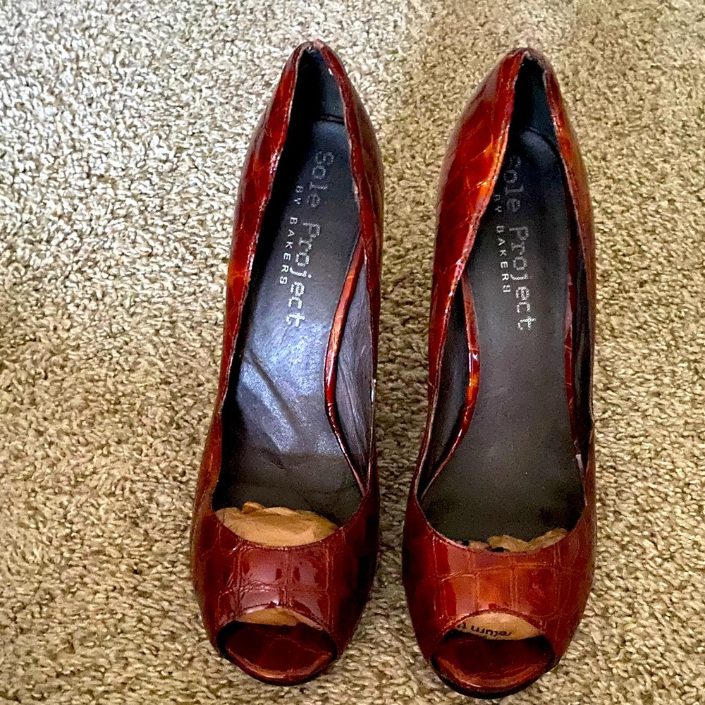 Sole Baker Project Pumps